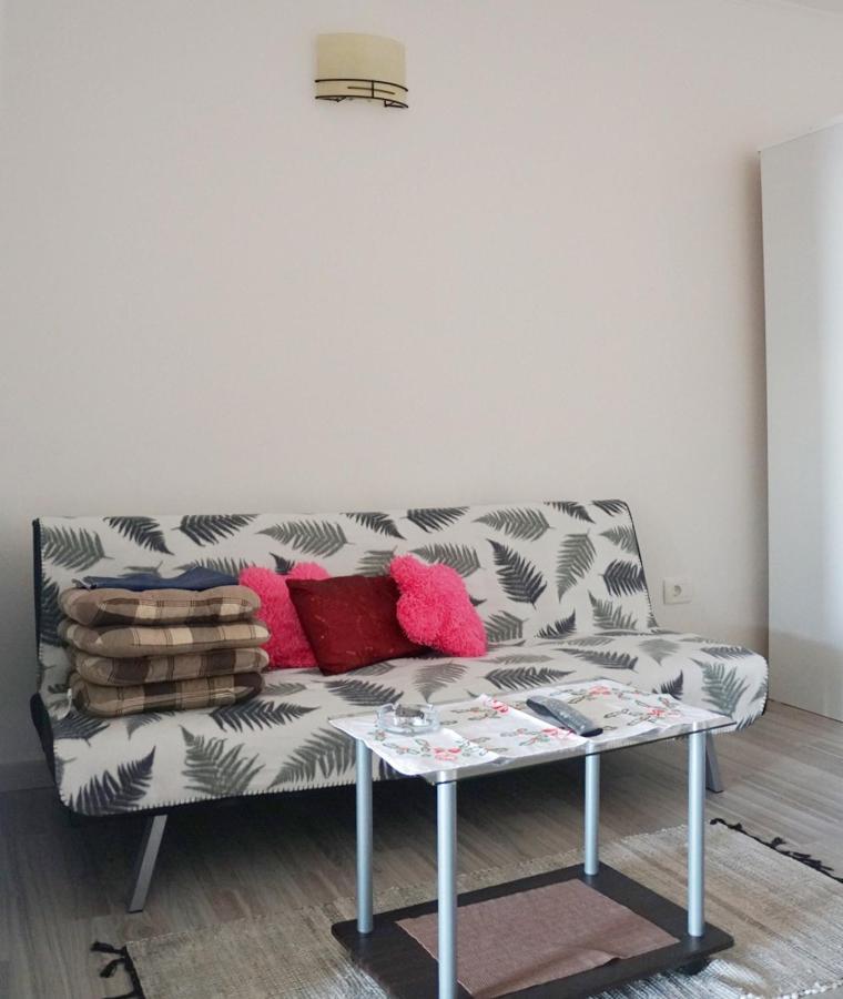 Apartmani Vesna Zambratija  Exterior photo