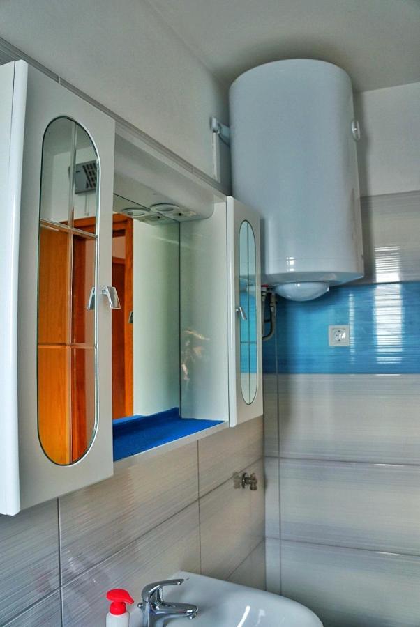 Apartmani Vesna Zambratija  Exterior photo