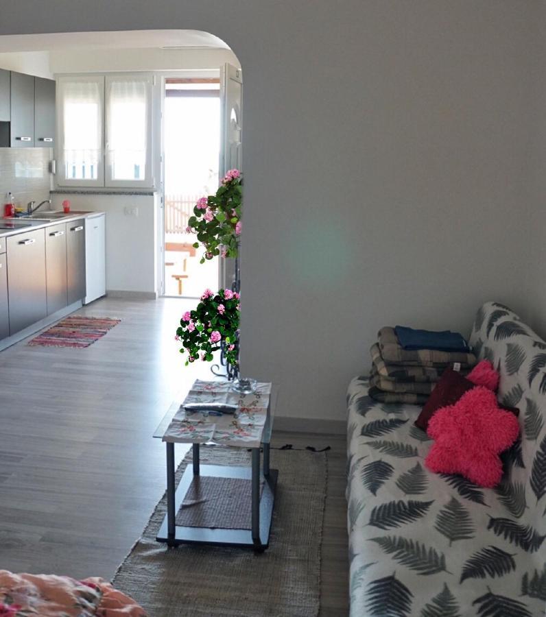Apartmani Vesna Zambratija  Exterior photo