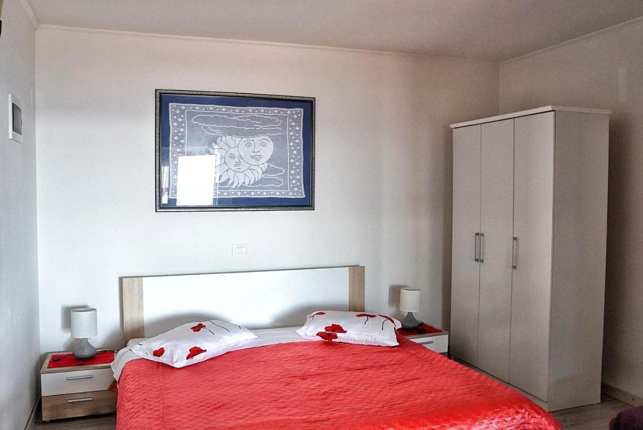 Apartmani Vesna Zambratija  Exterior photo
