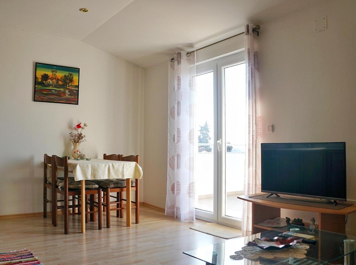 Apartmani Vesna Zambratija  Exterior photo